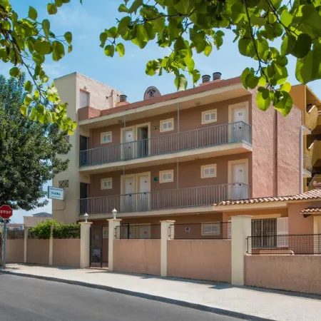 Naika Studios & Apartments