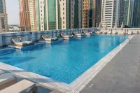Thirty Five Westbay Luxury Apartments - Homestays