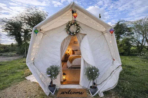 Pewsey Countryside Dome - Dog Friendly - Fire pit - 2성급
