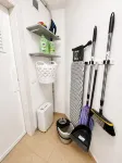 COLIVING CON COWORKING LIMPIEZA Y CAFÉ - 3-Star