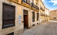 Hostal Bellas - breakfast