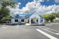 Days Inn by Wyndham Port Charlotte/Punta Gorda - parking