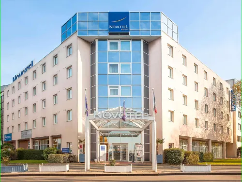 Novotel Nantes Centre Bord de Loire - 4-Star