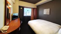 โรงแรมรูท อินน์ ฟุรุกาวะ เอคิมาเอะ - พร้อมWifi