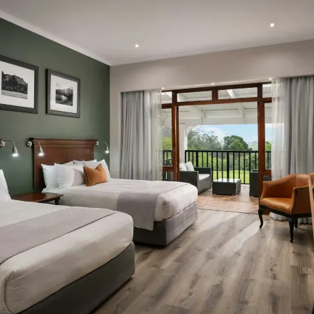 Protea Hotel George King George
