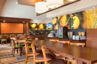 Fairfield Inn & Suites Mankato - breakfast