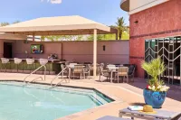Renaissance Phoenix Glendale Hotel & Conference Center - Pools