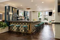 The Riverfront Hotel New Orleans - พร้อมWifi