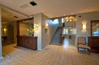 The Colony Hotel - 4-Star