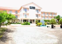 Theaknac Hotel - parking