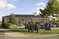 Wakefield South (M1, Jct39) - 3-Star