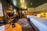 Chinook Winds Lodge - 2-Star