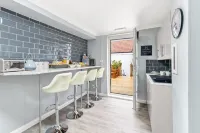 Town House Rooms - Wi-Fi