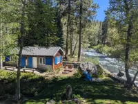 Truckee River Sanctuary: Cozy Cottage - 3-Star