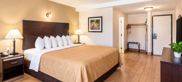 Quality Inn & Suites Near Downtown Bakersfield Hoteles en Bakersfield