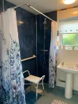 Accessible Mobility Friendly Cottage -Garden, Pets - 2-Star