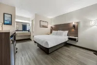 Quality Inn - Pysäköinti