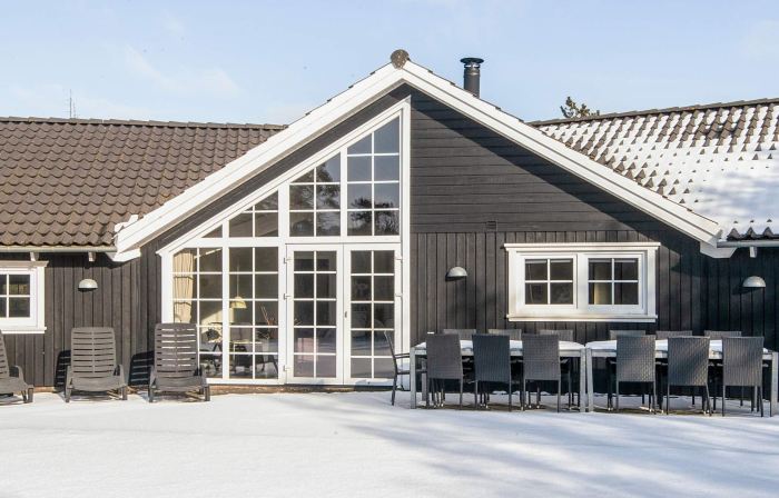 14 Person Holiday Home in Blavand
