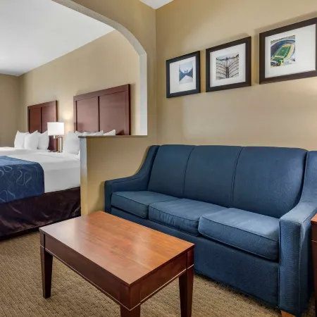 Comfort Suites Waco Near University Area