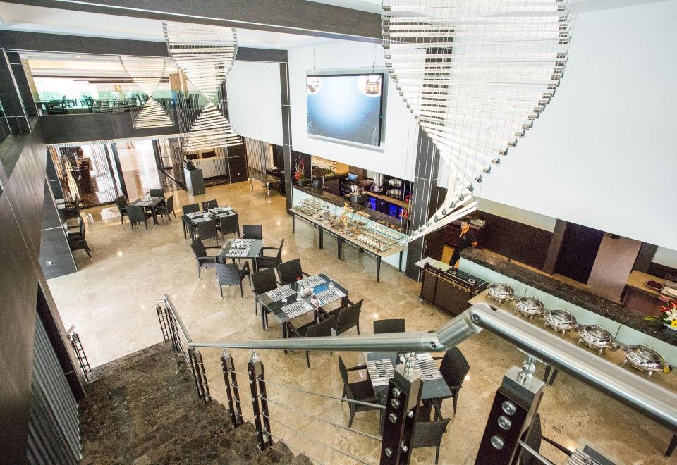 3. 로열 시그니처 ..