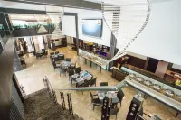 โรงแรมรัวยาลซิกเนเจอร์