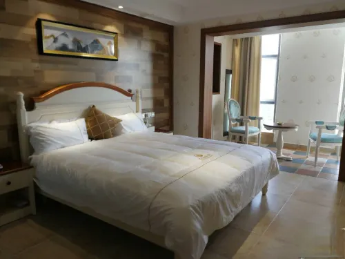 Ji'an Xinyue Theme Hotel (Jinxin International Building Materials City) - balcony