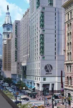 Philadelphia Marriott Downtown Отели рядом с достопримечательностью «Пеннс Ландинг»