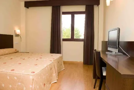 Hotel Tudanca-Aranda II