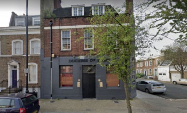 6. 엔절 타운하우스..