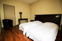 Villefranche Ambiance Hotel Limas