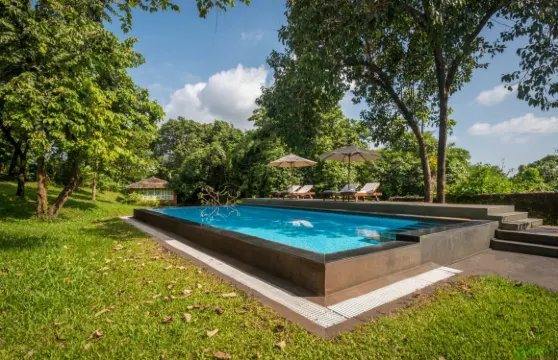 威哈明信片酒店