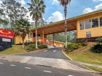 Econo Lodge Hotels near Knott House Museum