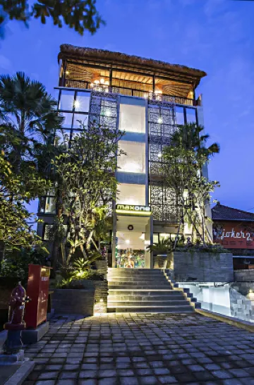 MaxOneHotels at Ubud Отели рядом с достопримечательностью «Убудский дворец»
