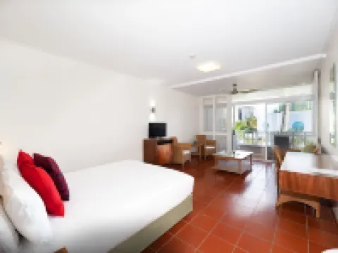 Ramada By Wyndham Cairns City Centre Hotels in Cairns