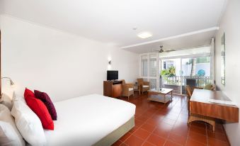 Ramada By Wyndham Cairns City Centre