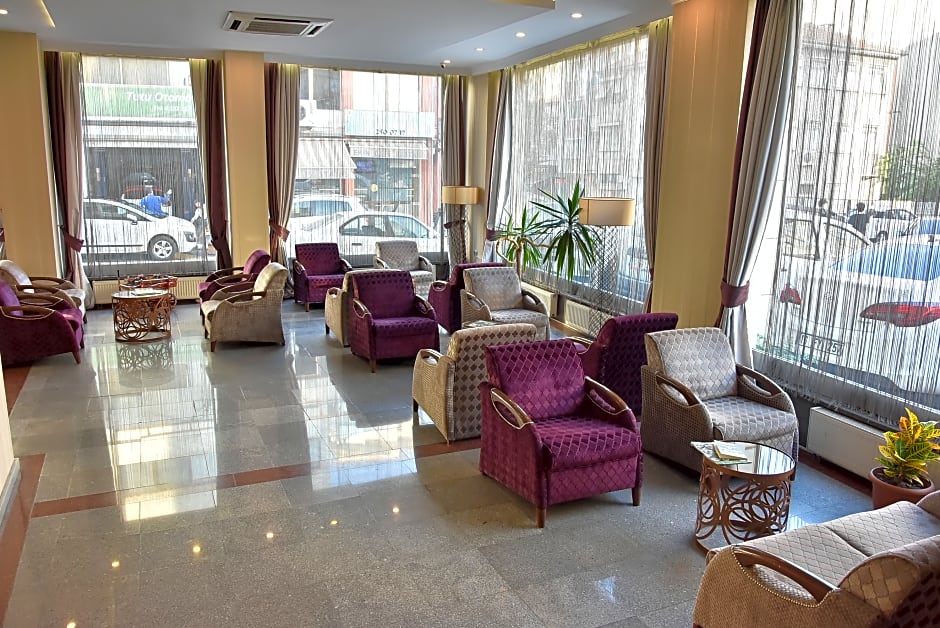 Gold City Hotel