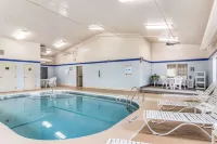 Sleep Inn Austintown - Youngstown, West - Swimmingpools