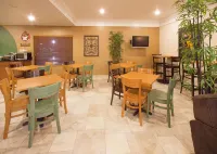 AmericInn by Wyndham Johnston des Moines - servizio colazione