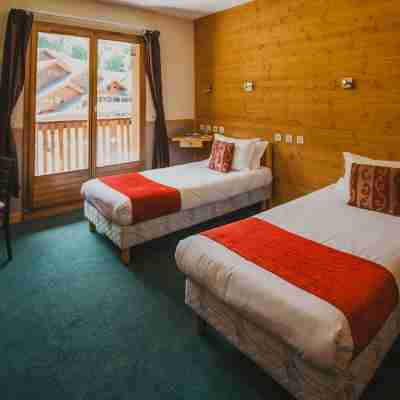 Hôtel Les Grangettes Rooms