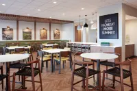 坎昆市中心萬楓酒店及套房 - 早餐