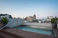 Hotel Midmost by Majestic Hotel Group - Rooftop Pools