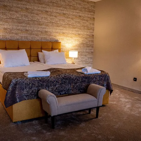 Riverside Boutique Hotel