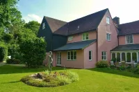 The Cottage Guest House Hotel in zona The Arthur Findlay College Of Psychic Science