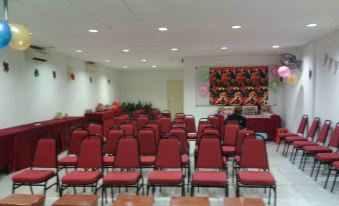 Sun Inns Hotel Equine, Seri Kembangan