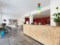Kyriad Marseille Blancarde - Timone Hotels near La Capsule
