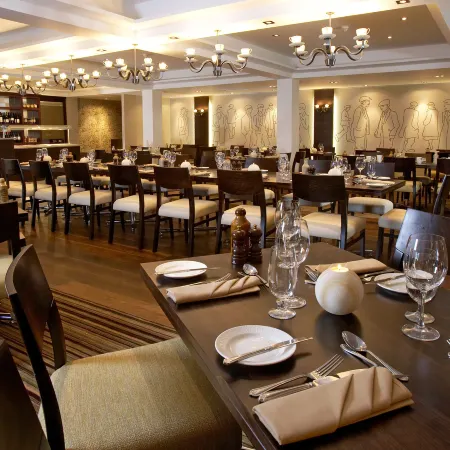 Lancaster House Hotel