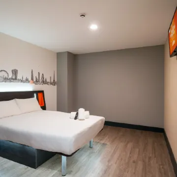 easyHotel London City Shoreditch Отели рядом с достопримечательностью «Улица Хаттон-Гарден»