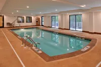 Holiday Inn Express & Suites West Ocean City