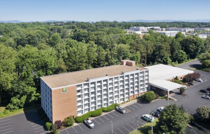 Holiday Inn CHARLOTTESVILLE-UNIV AREA by IHG