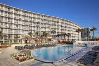 ฮอลิเดย์ อินน์ รีสอร์ต เดย์โทนาบีช โอเชียนฟรอนต์ บาย IHG - ติดทะเล